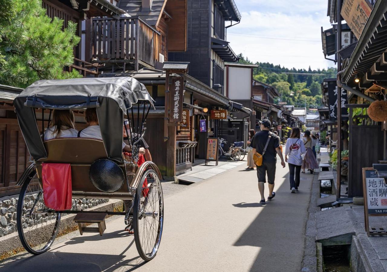 Готель 筋肉と自然と遊ぶ宿 田島館 Такаяма Екстер'єр фото