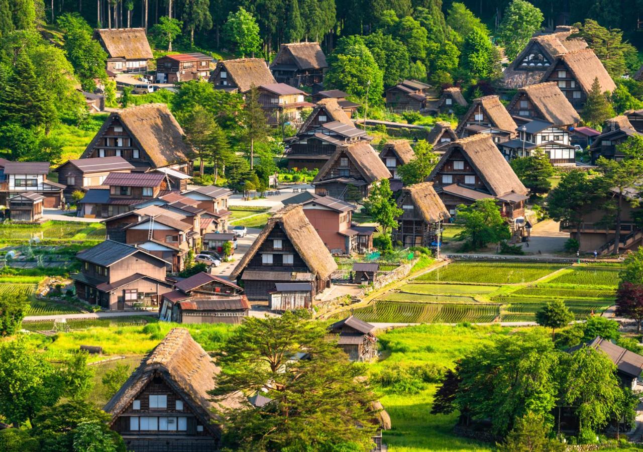 Готель 筋肉と自然と遊ぶ宿 田島館 Такаяма Екстер'єр фото